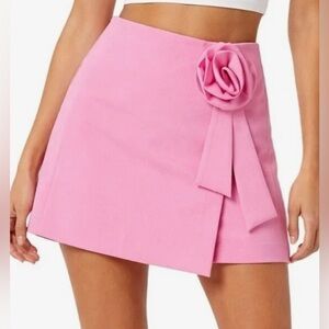 NWT Endless Rose Rosette Skirt